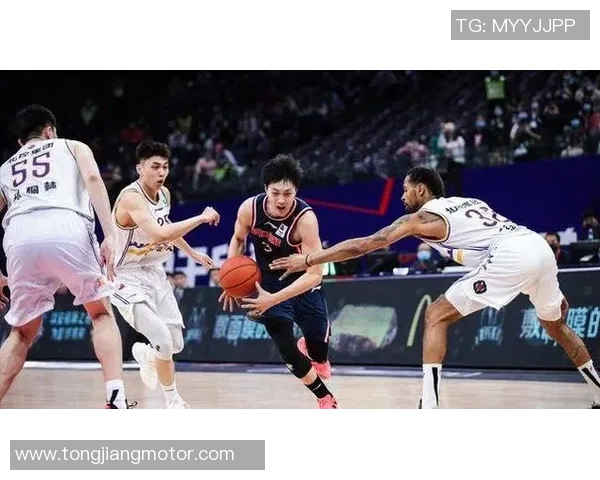 武汉篮球队阵地战分析:优劣势与未来发展方向探讨